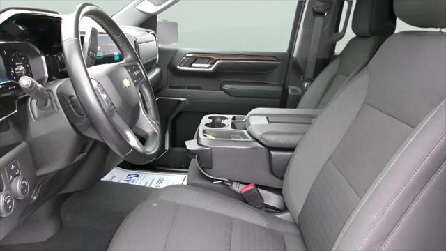 2024 Chevrolet Silverado 1500 2WD Crew Cab Standard Bed LT