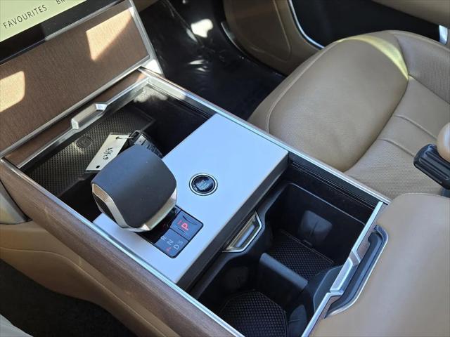 2024 Land Rover Range Rover P400 SE