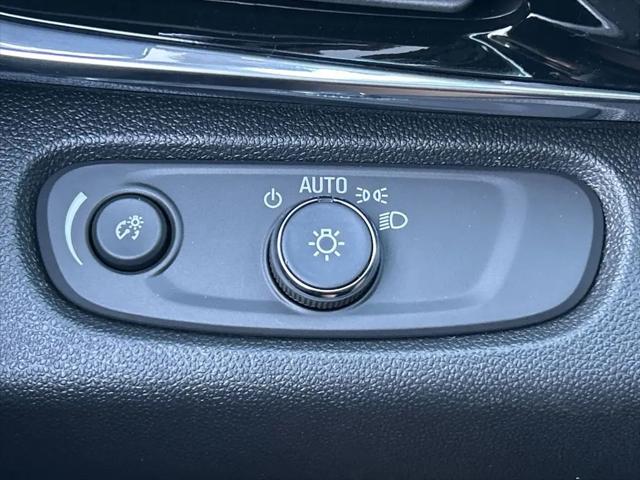 2026 Buick NV Sport Touring FWD