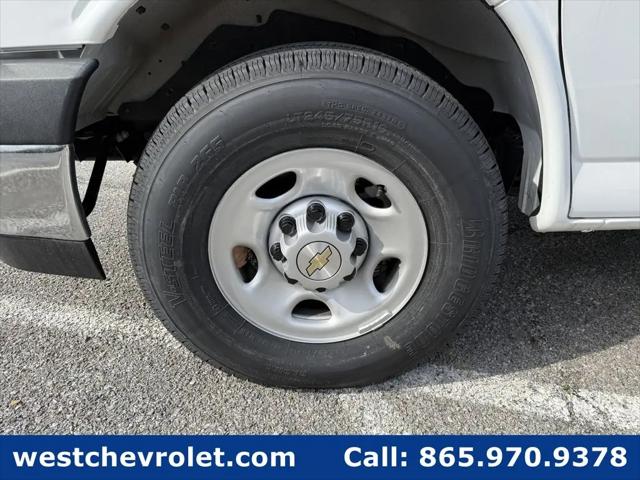 2025 Chevrolet Express Cutaway Work Van