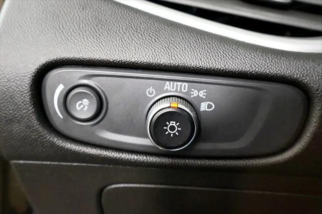 2022 Chevrolet Malibu FWD LT