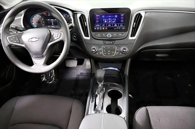 2022 Chevrolet Malibu FWD LT