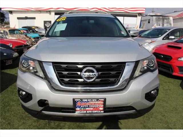 2018 Nissan Pathfinder SV
