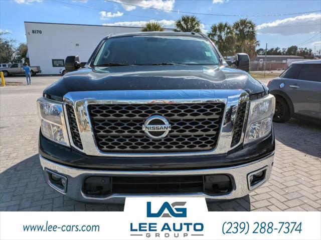 2017 Nissan Titan SV