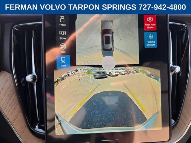 2026 Volvo XC60 B5 Plus