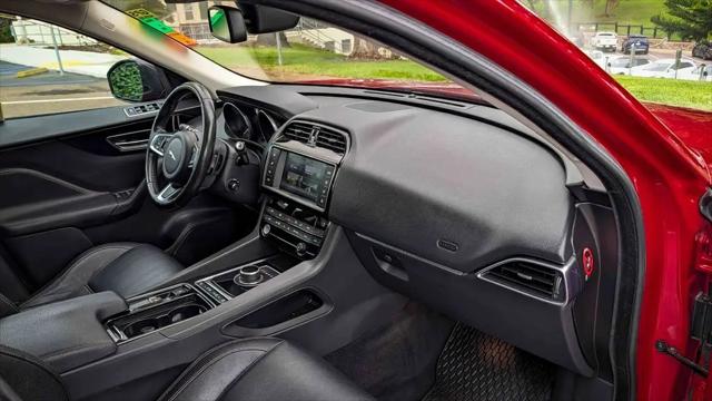 2018 Jaguar F-PACE 30t Prestige