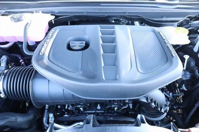 2026 Ram 1500 Limited Crew Cab 4x4 5'7" Box