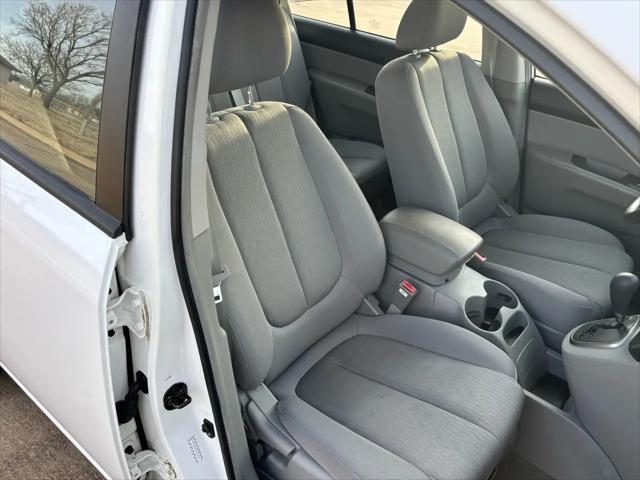 2007 Kia Rondo LX