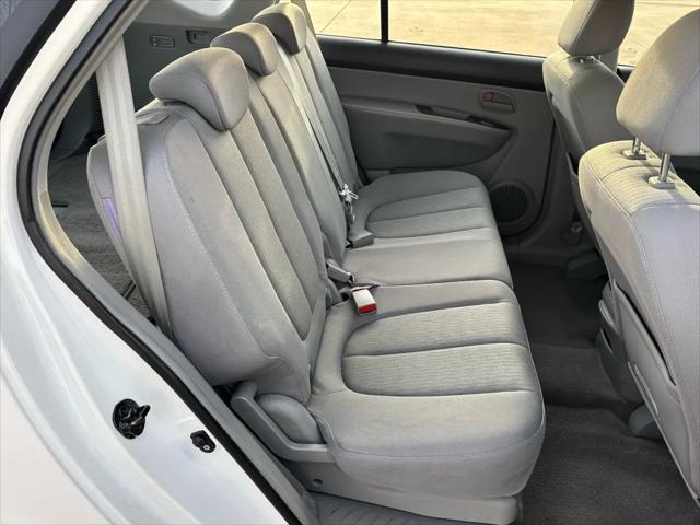 2007 Kia Rondo LX