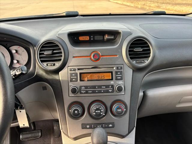 2007 Kia Rondo LX