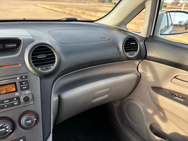 2007 Kia Rondo LX