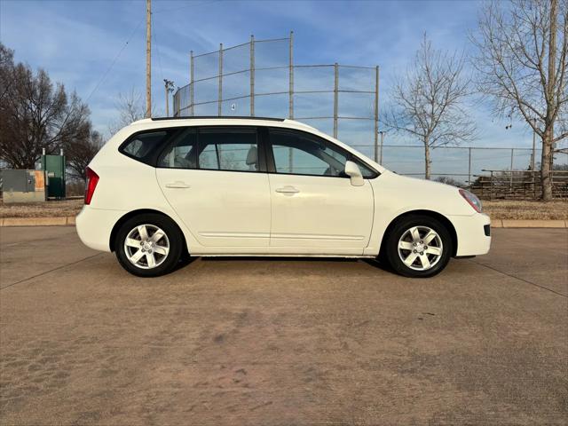 2007 Kia Rondo LX