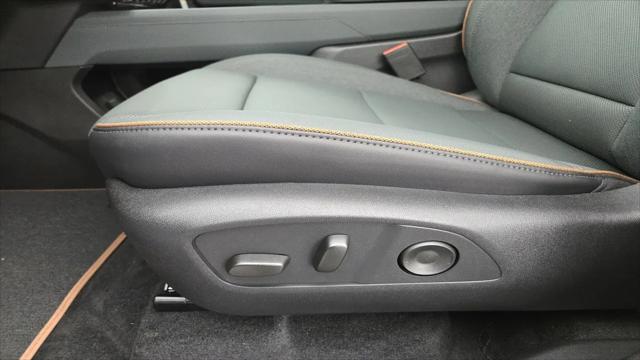 2026 GMC Acadia AT4 AWD