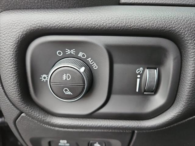 2026 Ram 1500 Big Horn Crew Cab 4x4 57 Box