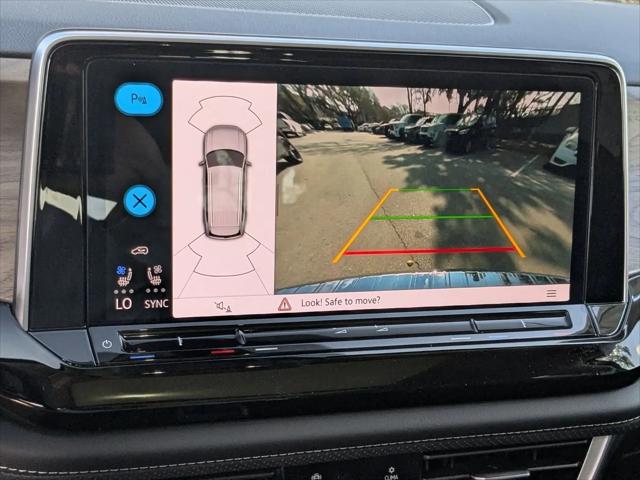 2026 Volkswagen Atlas SE with Technology