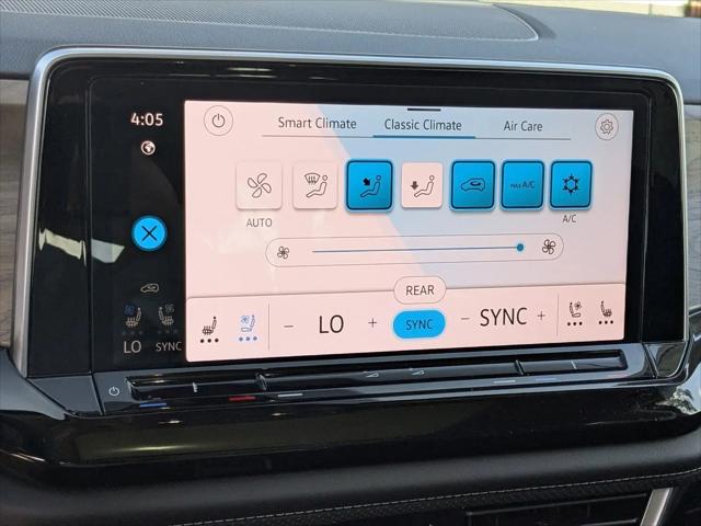 2026 Volkswagen Atlas SE with Technology