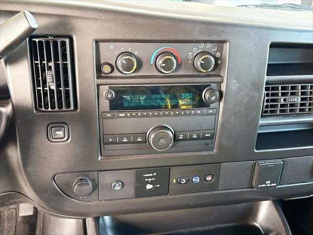 2023 Chevrolet Express Cargo Van RWD 2500 Regular Wheelbase WT