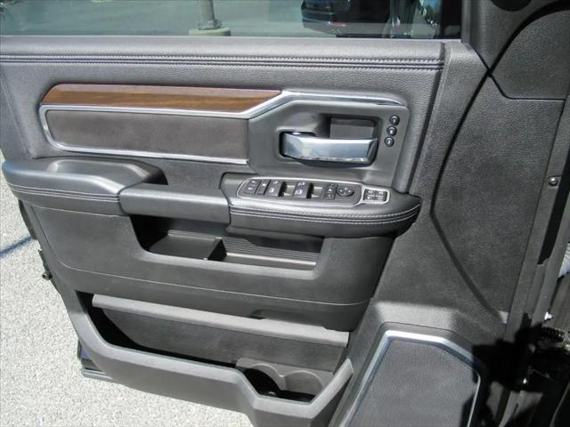 2024 Ram 3500 Laramie Mega Cab 4x4 6'4" Box