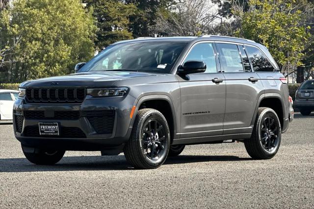 2026 Jeep Grand Cherokee Altitude 4x4