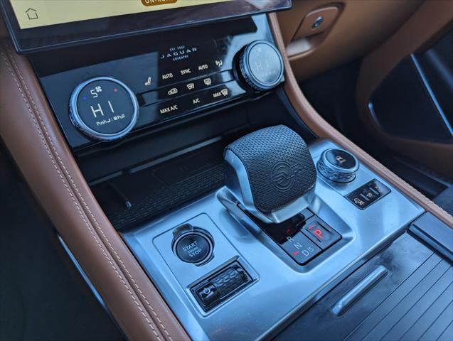 2023 Jaguar F-PACE SVR P550 AWD Automatic