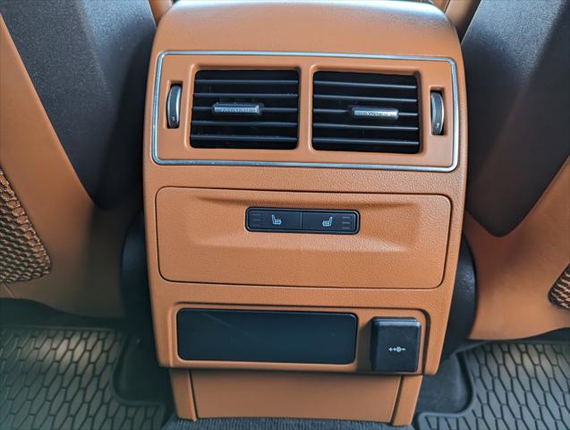 2023 Jaguar F-PACE SVR P550 AWD Automatic