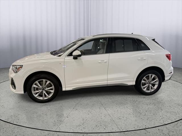 2025 Audi Q3 Premium 45 TFSI S line quattro Tiptronic