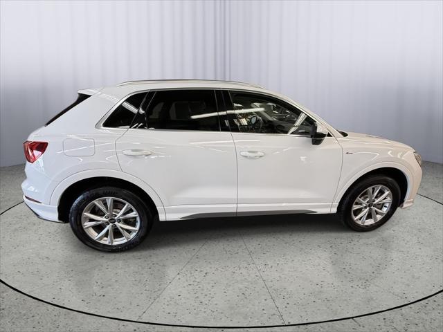 2025 Audi Q3 Premium 45 TFSI S line quattro Tiptronic