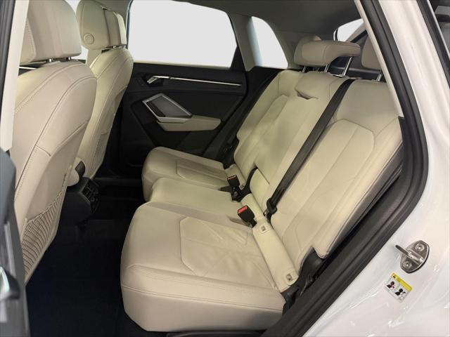 2025 Audi Q3 Premium 45 TFSI S line quattro Tiptronic