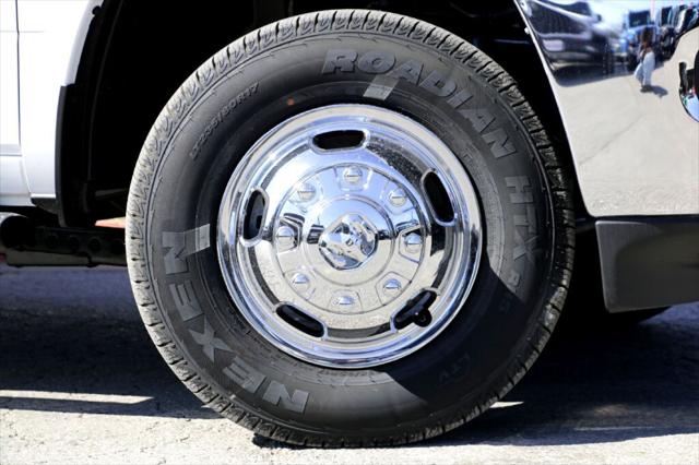 2026 RAM Ram 3500 RAM 3500 TRADESMAN CREW CAB 4X4 8 BOX