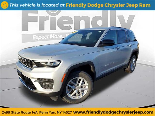 2025 Jeep Grand Cherokee GRAND CHEROKEE LAREDO X 4X4