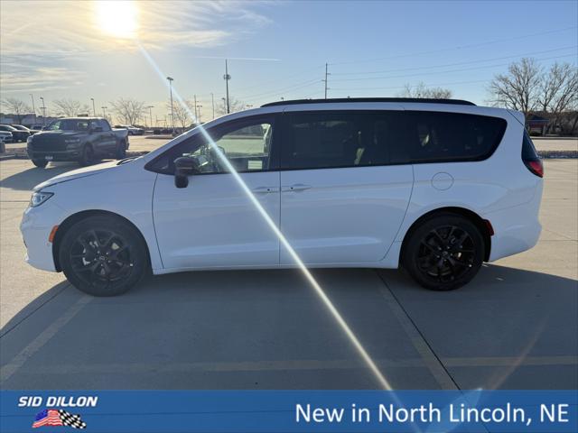 2026 Chrysler Pacifica PACIFICA LIMITED 2026 Chrysler Pacifica PACIFICA LIMITED