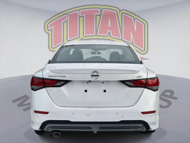 2022 Nissan Sentra SR Xtronic CVT [4]