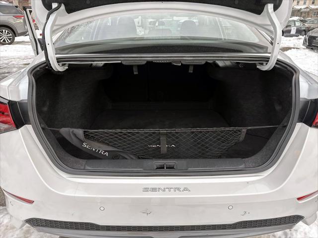 2022 Nissan Sentra SR Xtronic CVT [13]