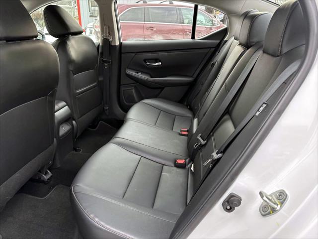 2022 Nissan Sentra SR Xtronic CVT [15]