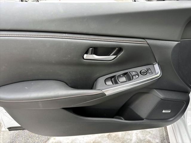 2022 Nissan Sentra SR Xtronic CVT [19]