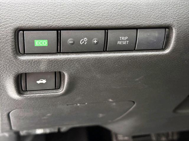 2022 Nissan Sentra SR Xtronic CVT [22]