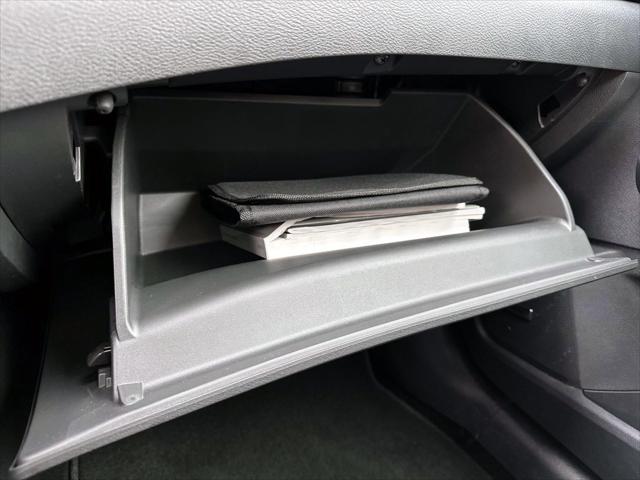 2022 Nissan Sentra SR Xtronic CVT [30]