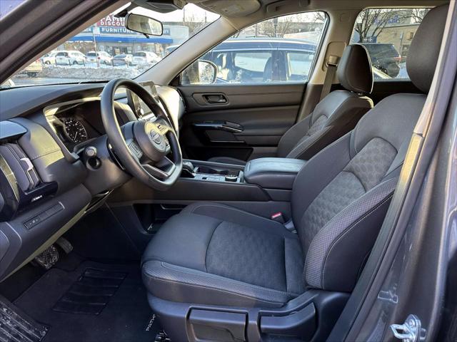 2024 Nissan Pathfinder S 4WD [13]