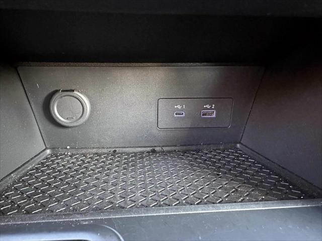 2024 Nissan Pathfinder S 4WD [23]