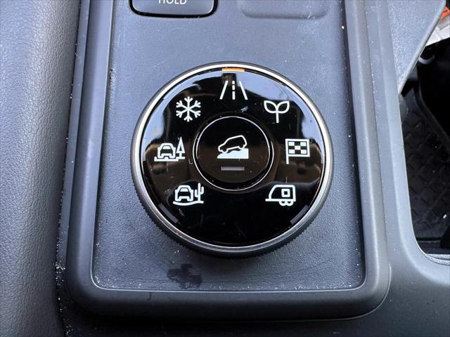 2024 Nissan Pathfinder S 4WD [26]