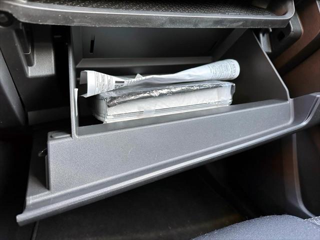 2024 Nissan Pathfinder S 4WD [27]