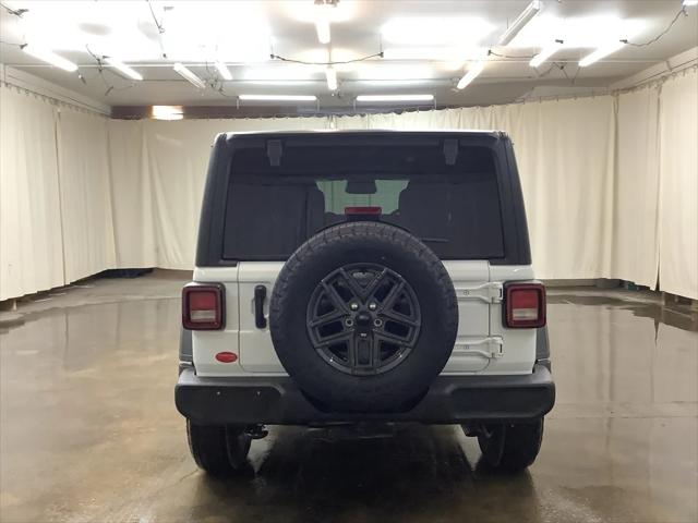 2026 Jeep Wrangler 4-Door Sport RHD 4x4