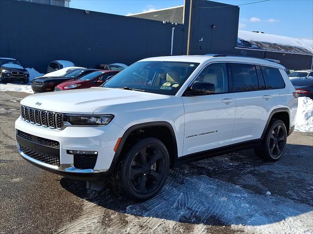 2022 Jeep Grand Cherokee L Limited 4x4 2022 Jeep Grand Cherokee L Limited 4x4