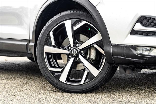 2020 Nissan Rogue Sport SL FWD Xtronic CVT