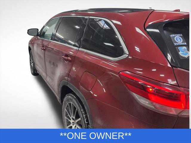 2017 Toyota Highlander SE