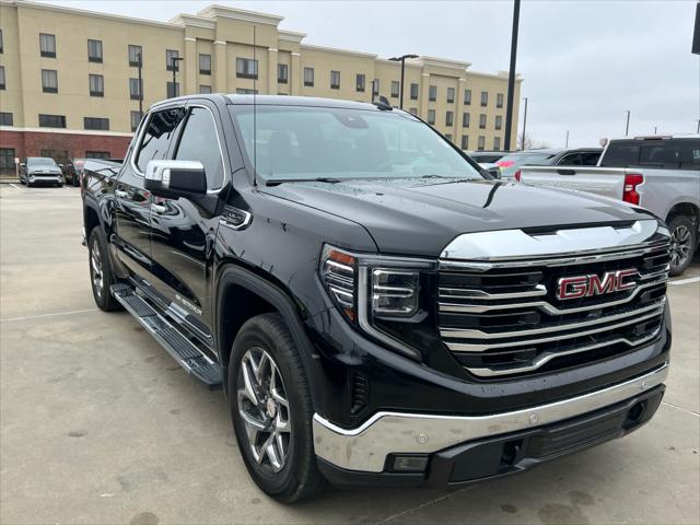 2023 GMC Sierra 1500 2WD Crew Cab Short Box SLT