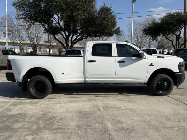 2026 RAM Ram 3500 RAM 3500 TRADESMAN CREW CAB 4X4 8 BOX