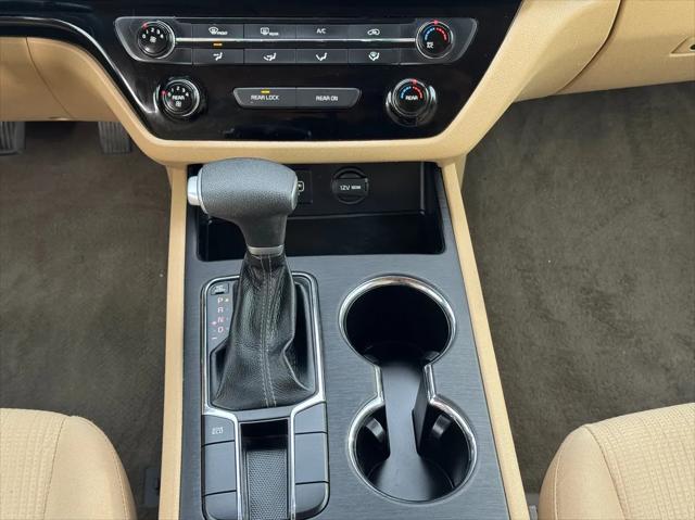 2020 Kia Sedona LX