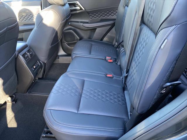 2025 Mitsubishi Outlander PHEV SEL BLACK EDITION S-AWC