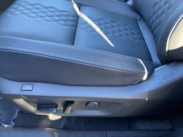 2025 Mitsubishi Outlander PHEV SEL BLACK EDITION S-AWC
